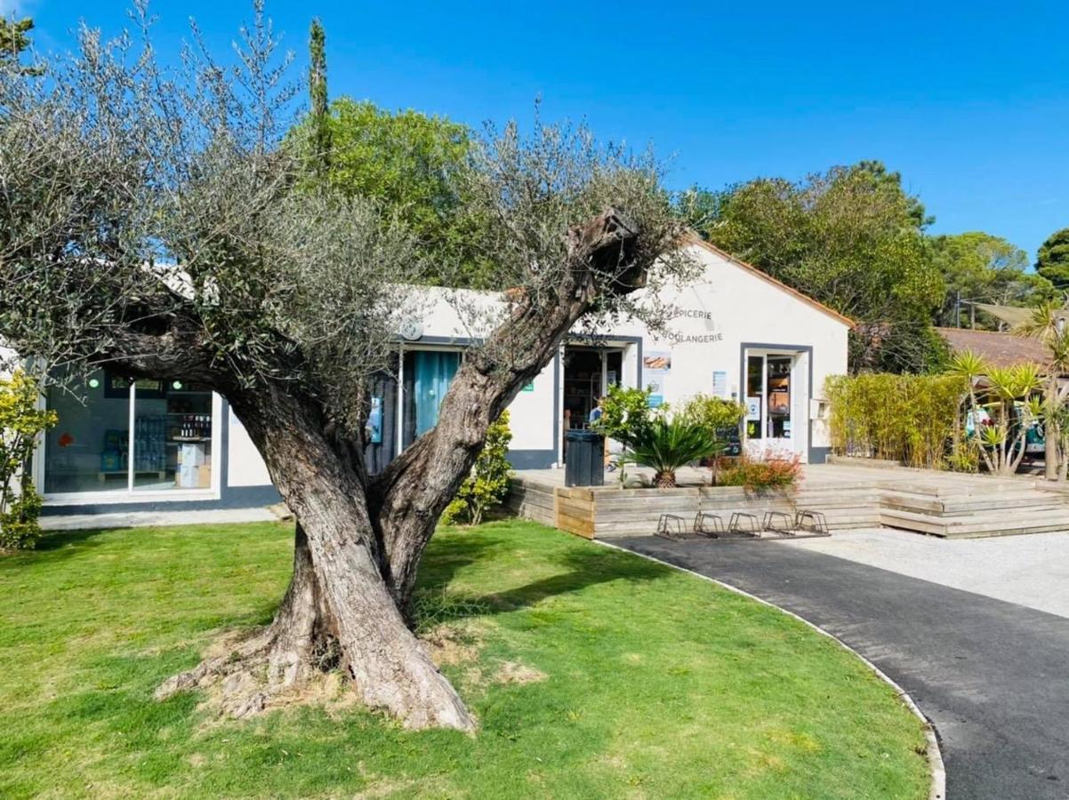 Mobilhomes De Pierrot 4*