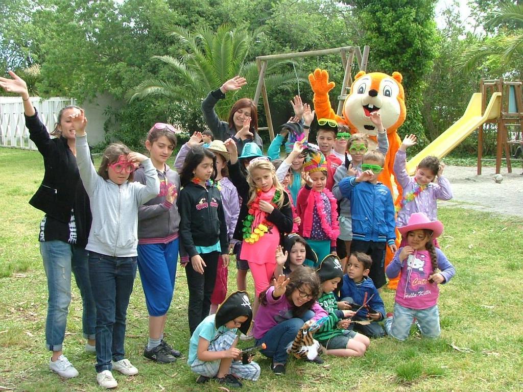 Campeggio Mobilhomes De Pierrot 4*