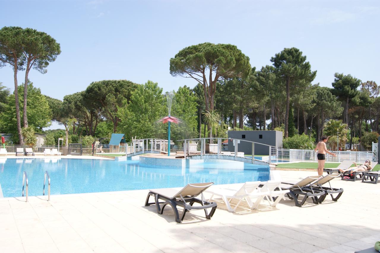 Mobilhomes De Pierrot 4*